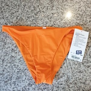 LULULEMON BNWT swim bottoms